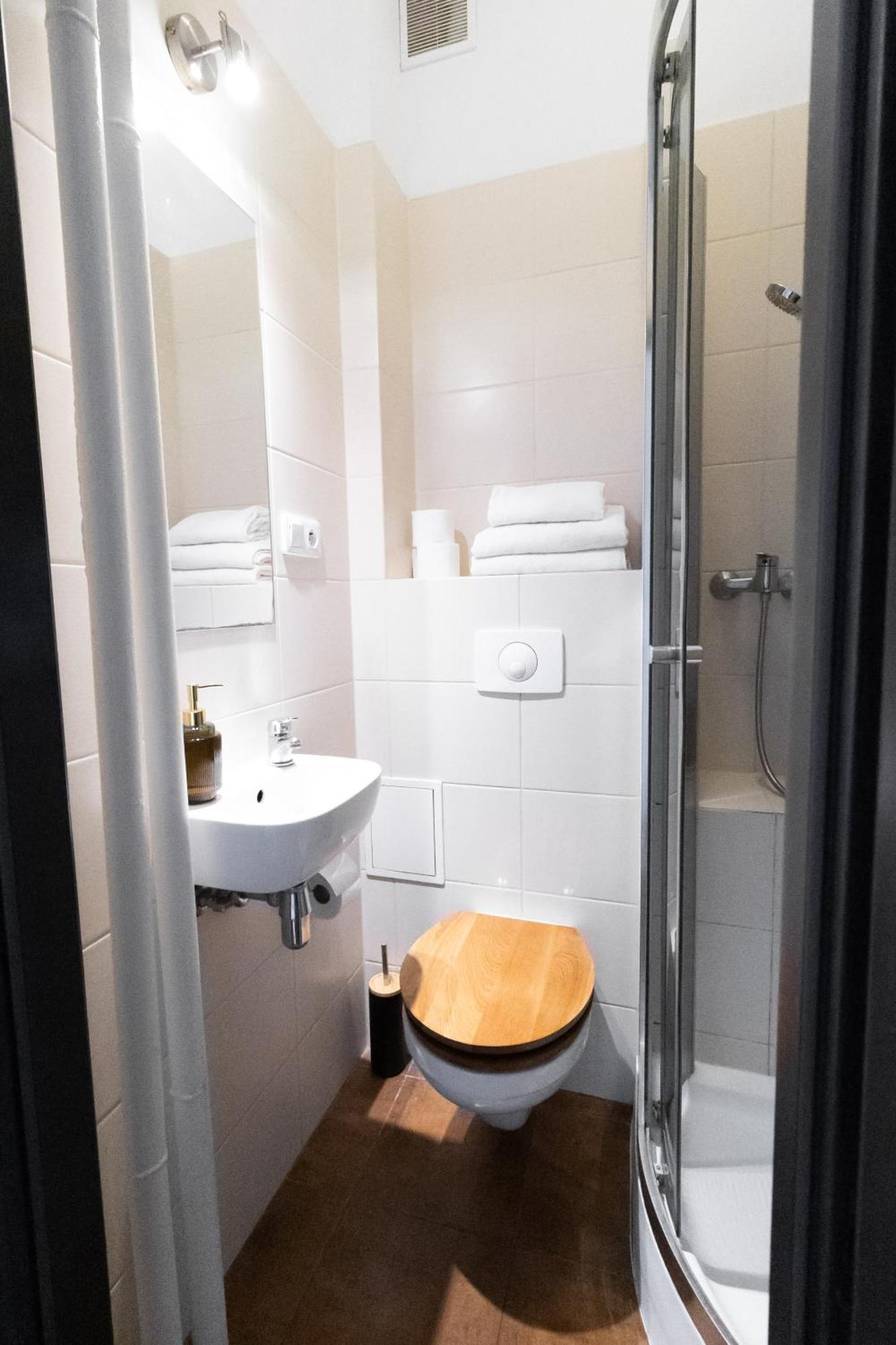 Piotrapartments - Swietokrzyska City Center Apartments Варшава Екстериор снимка