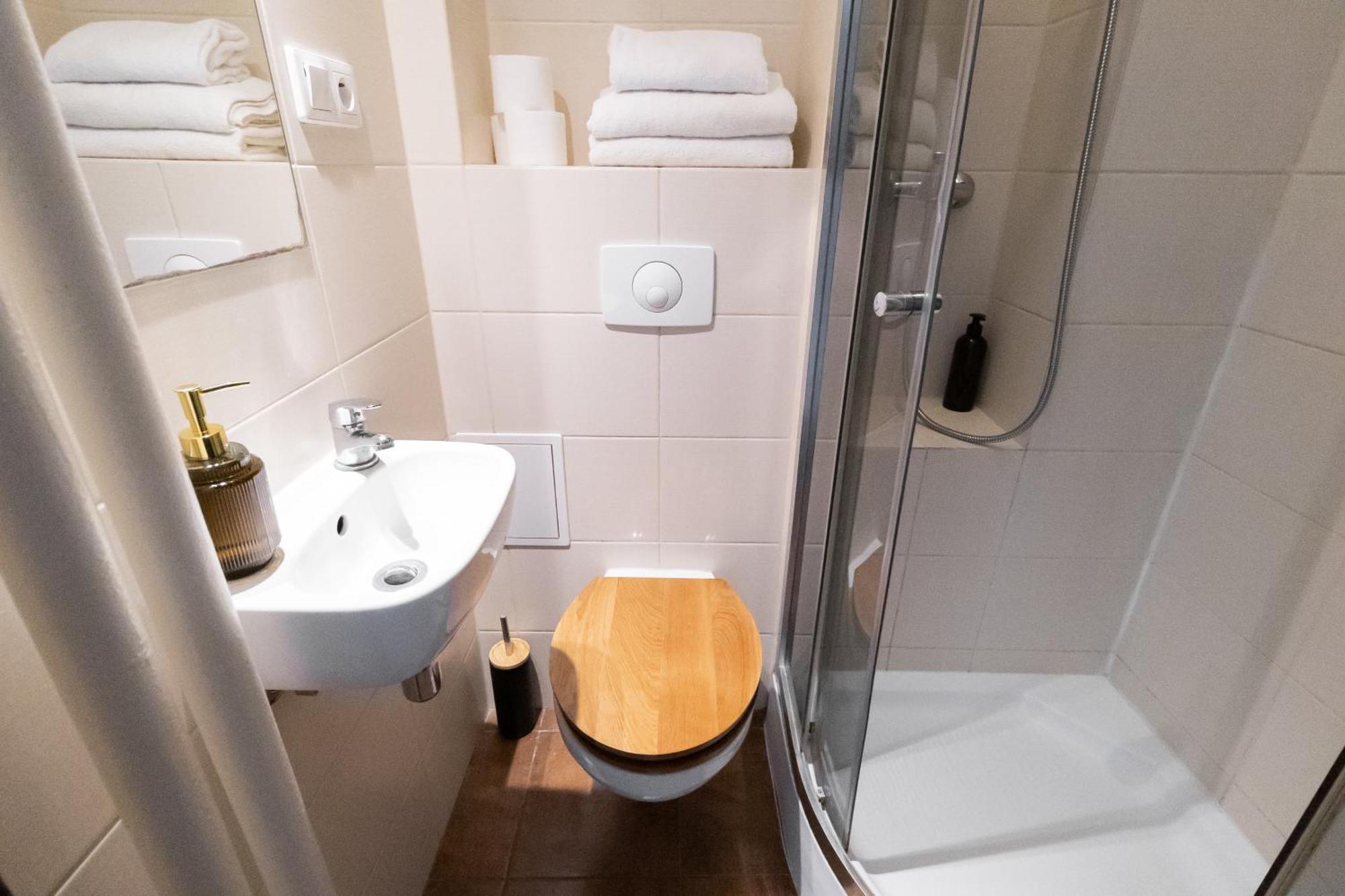 Piotrapartments - Swietokrzyska City Center Apartments Варшава Екстериор снимка