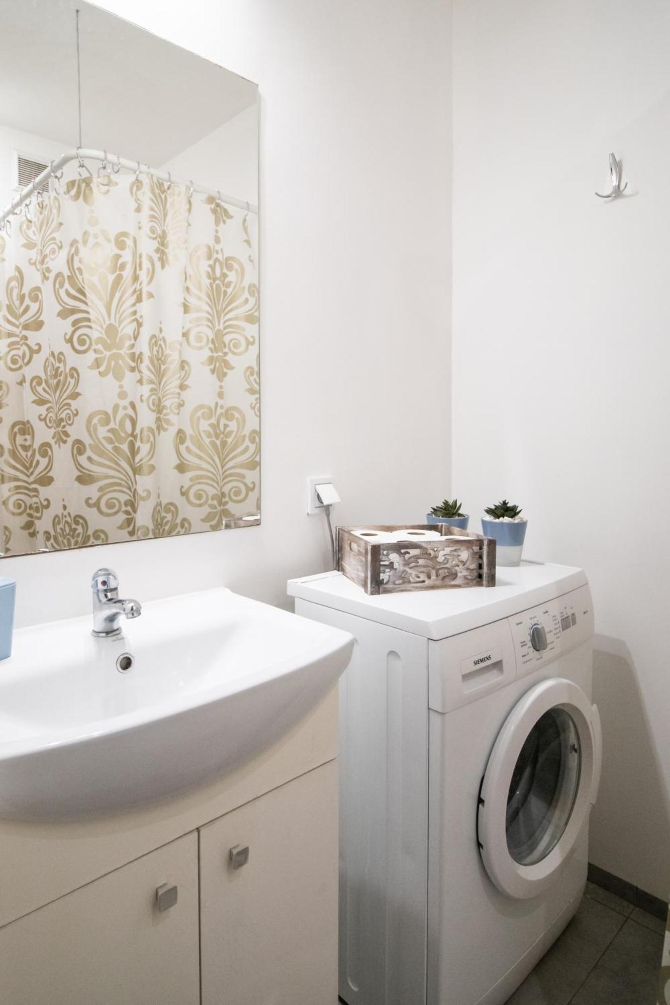 Piotrapartments - Swietokrzyska City Center Apartments Варшава Екстериор снимка