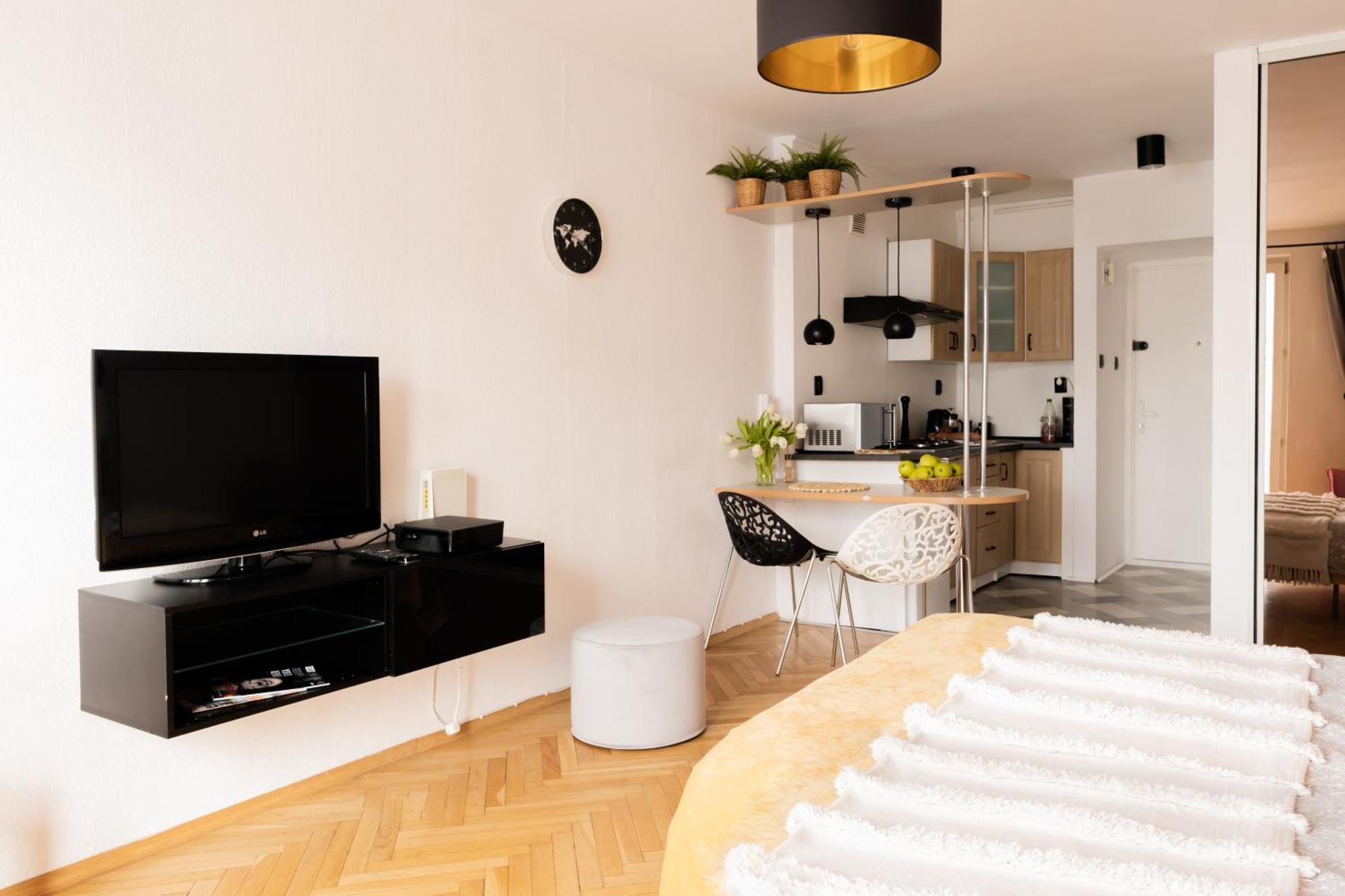 Piotrapartments - Swietokrzyska City Center Apartments Варшава Екстериор снимка